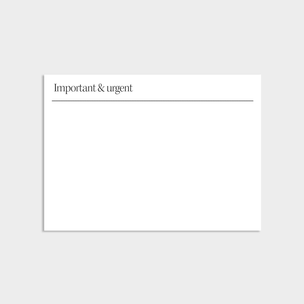 cartes important et urgent à insérer dans le porte cartes de l'agenda sur-mesure. recto verso