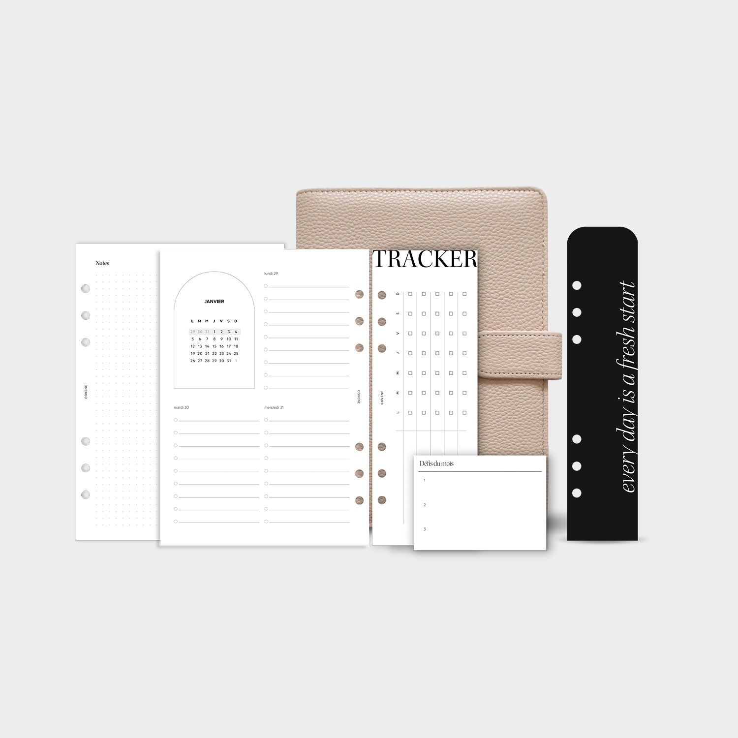 pack agenda personnalisable, couverture en faux cuir beige, agenda semainier 2026, pages notes, demi pages tracker d'habitudes, marque page, cartes défis du mois